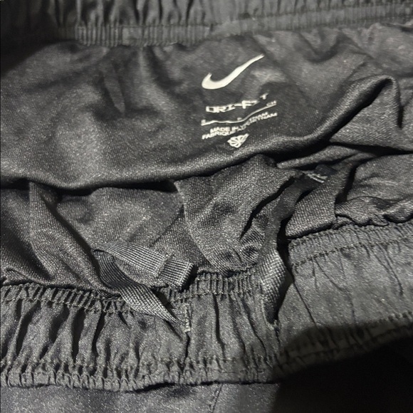 Nike Dri-Fit Running, panty lined, mesh panels, drawstring elastic waist - Picture 5 of 7